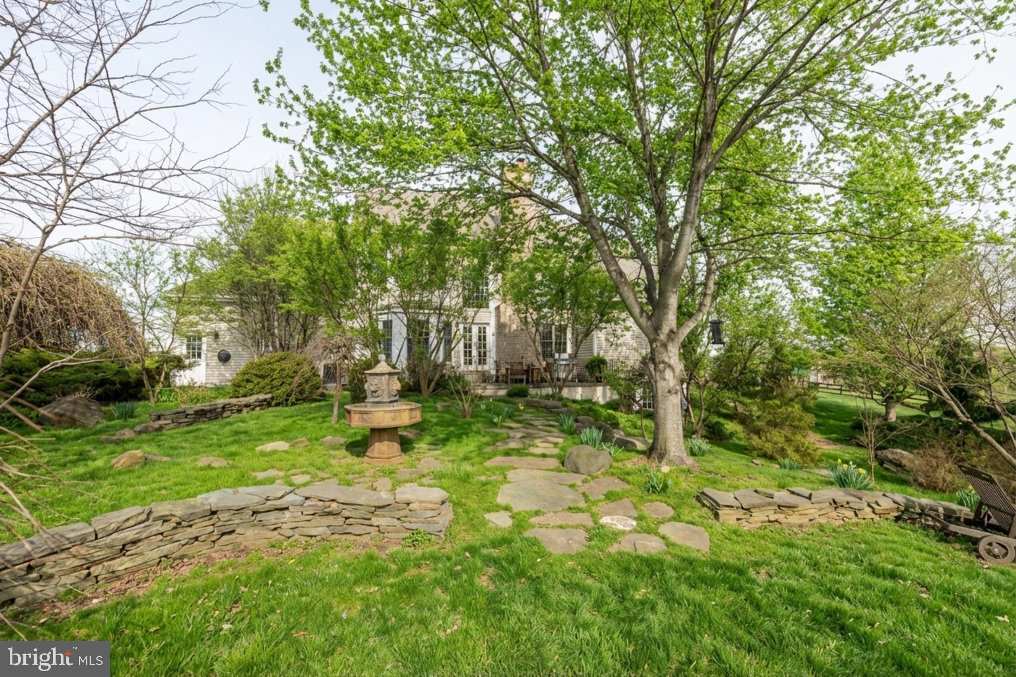 36025 SNICKERSVILLE TURNPIKE