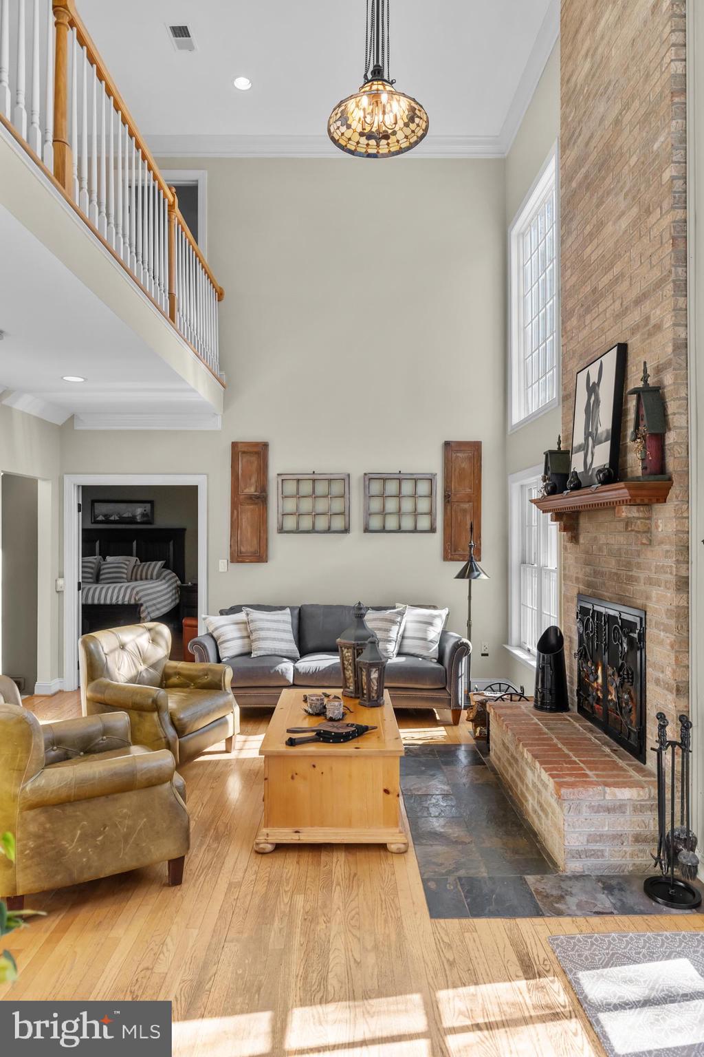 36025 SNICKERSVILLE TURNPIKE