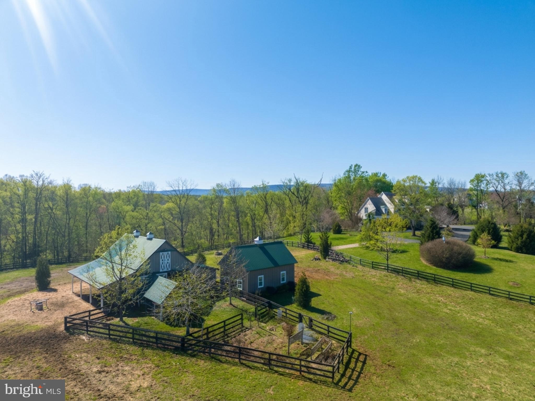 36025 SNICKERSVILLE TURNPIKE