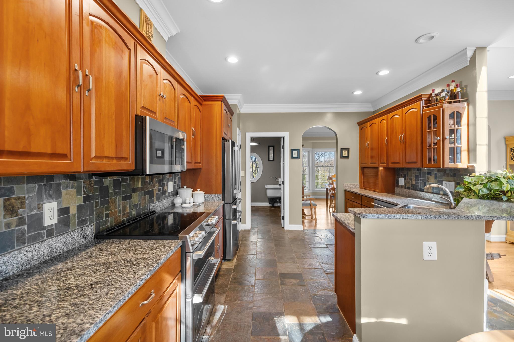 36025 SNICKERSVILLE TURNPIKE