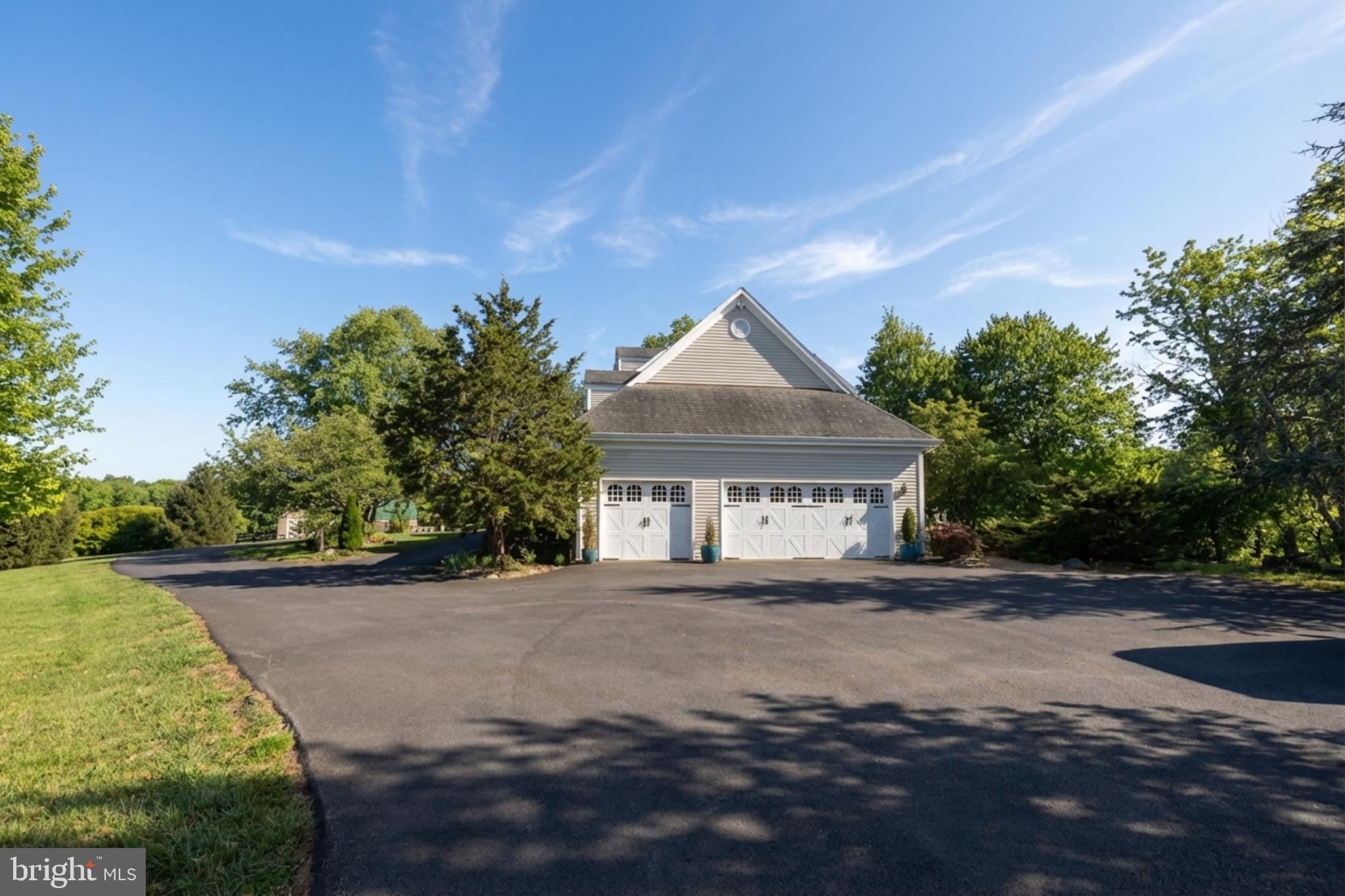 36025 SNICKERSVILLE TURNPIKE