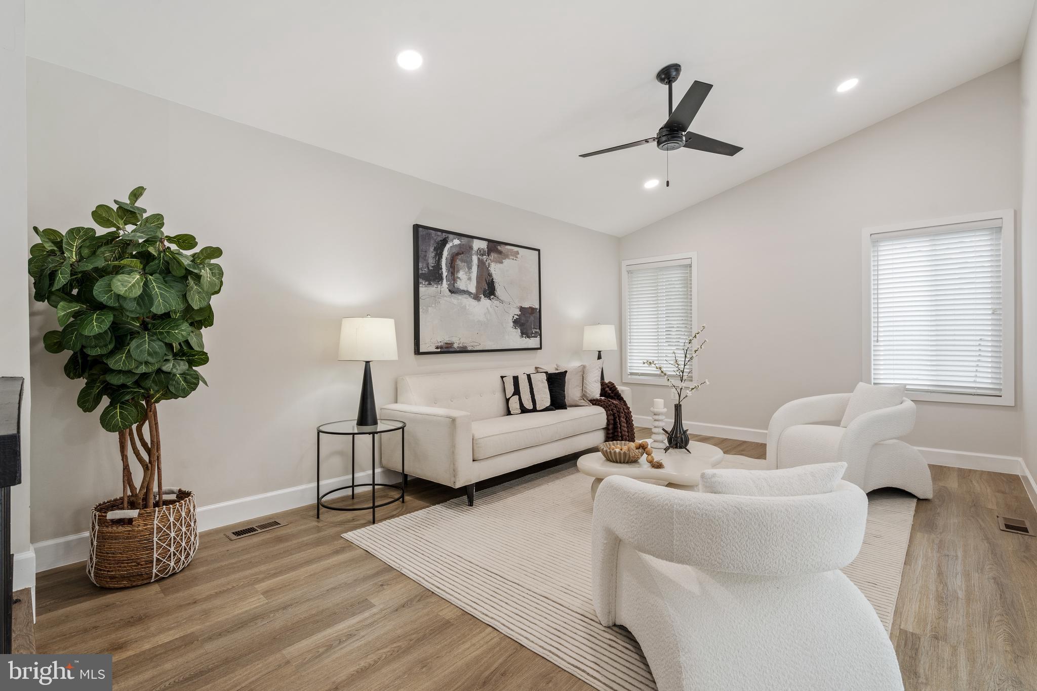 218 PENNY LANE
