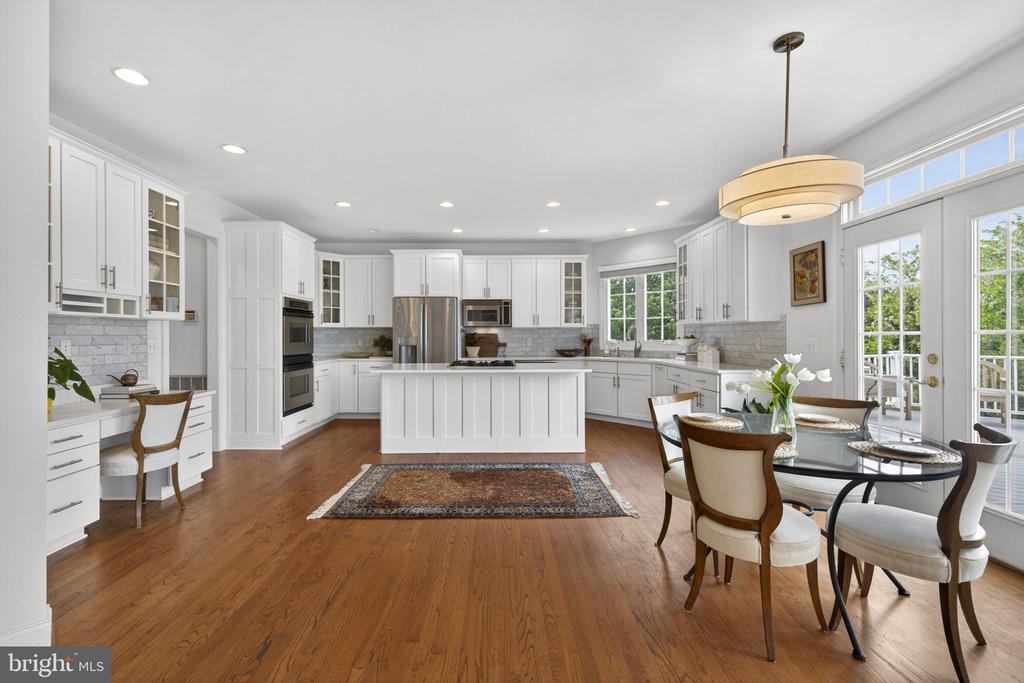 17111 NEEDLES COURT
