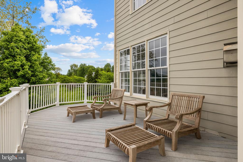 17111 NEEDLES COURT