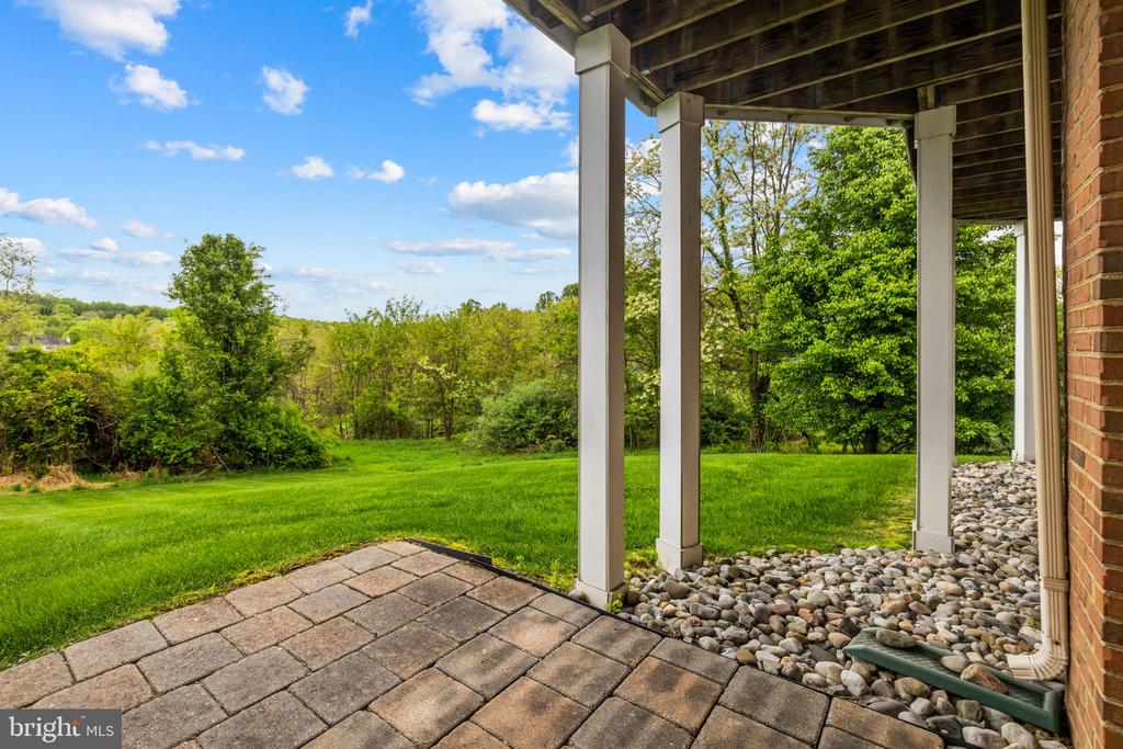 17111 NEEDLES COURT