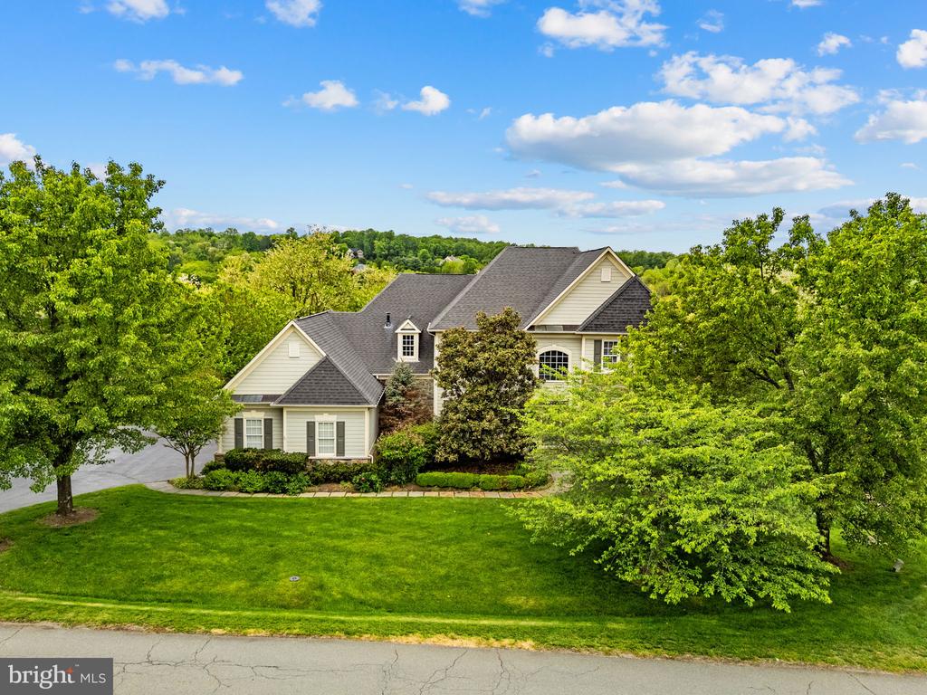 17111 NEEDLES COURT