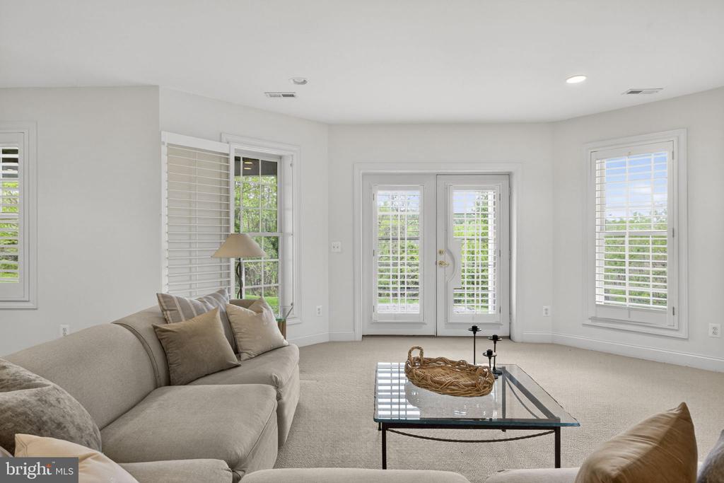 17111 NEEDLES COURT