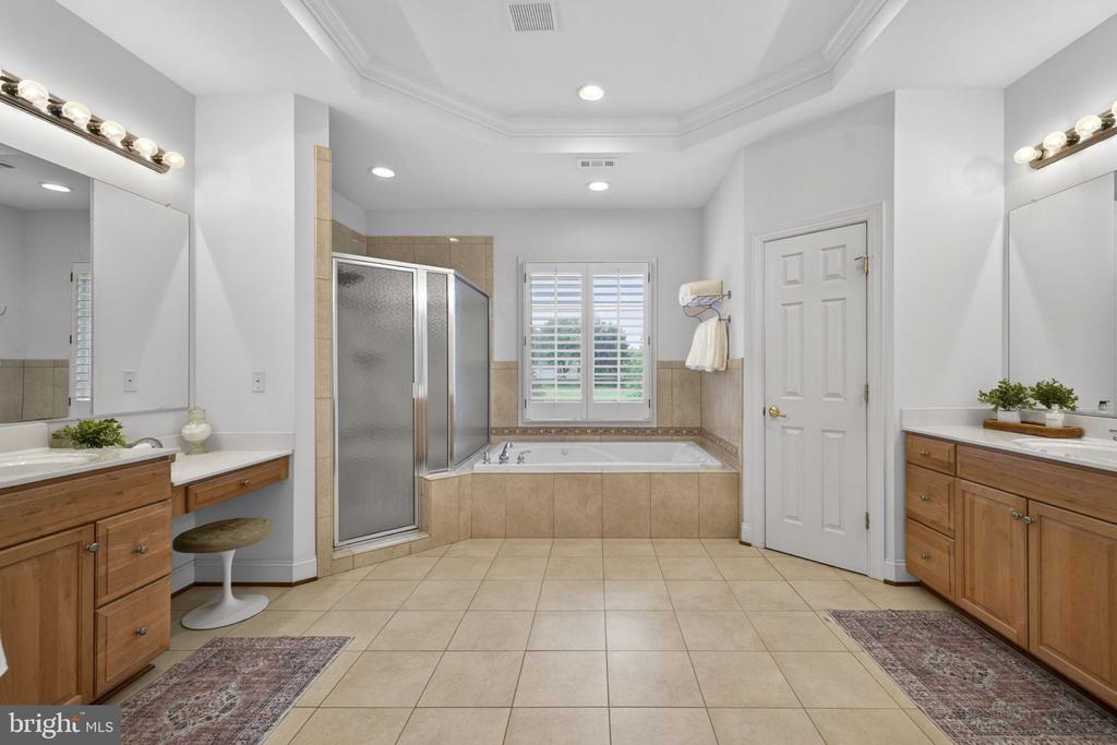 17111 NEEDLES COURT