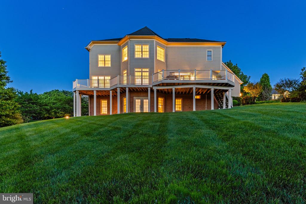 17111 NEEDLES COURT