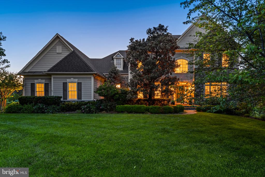 17111 NEEDLES COURT