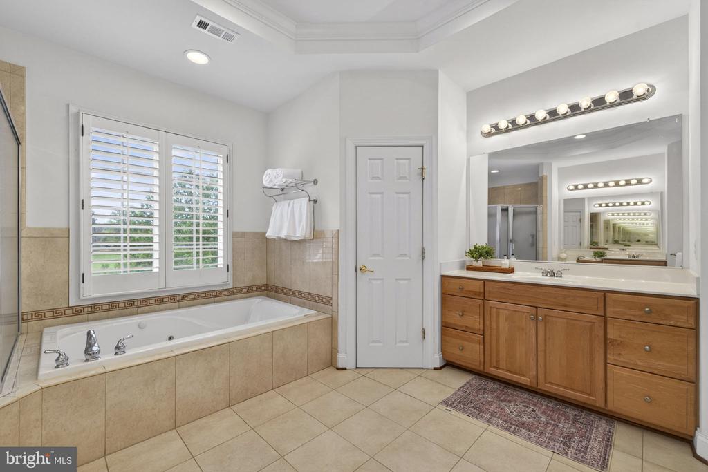 17111 NEEDLES COURT