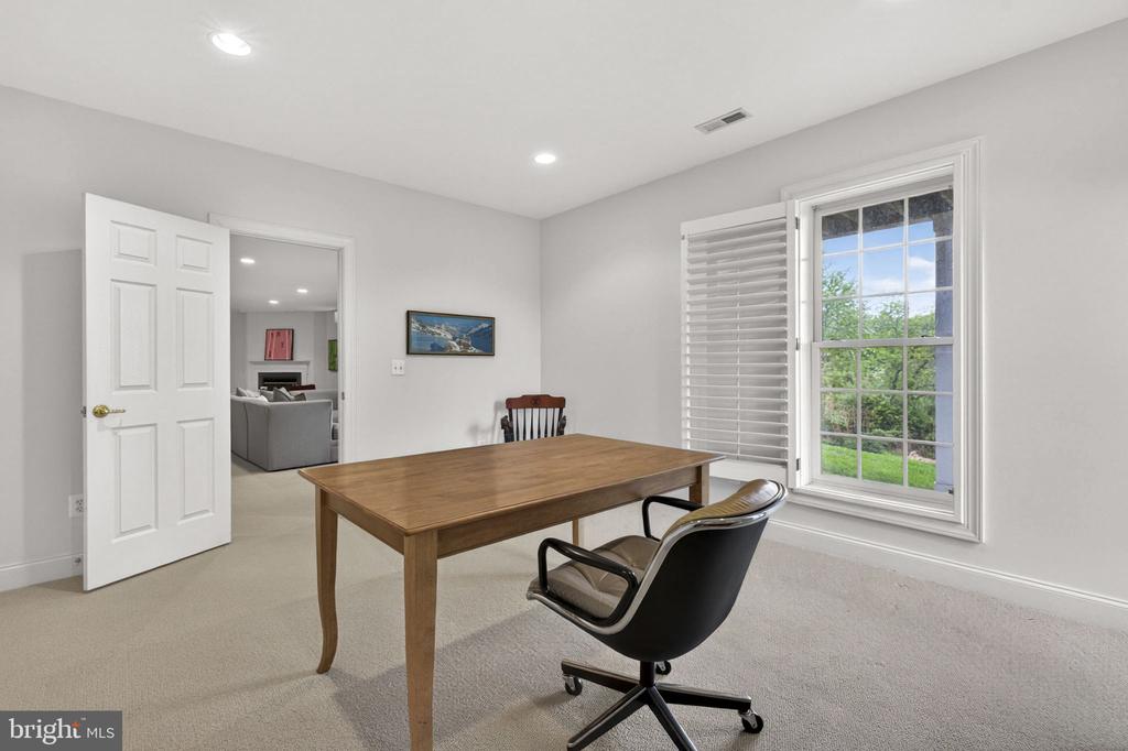 17111 NEEDLES COURT