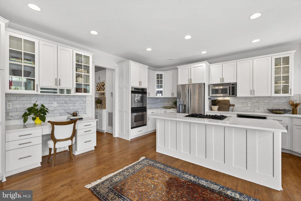 17111 NEEDLES COURT