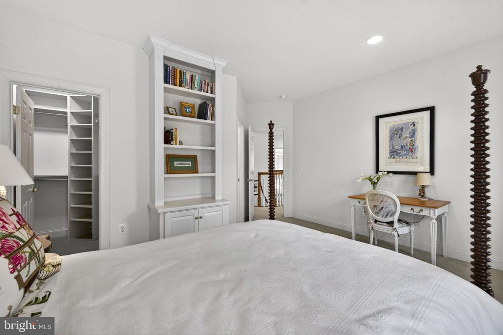 17111 NEEDLES COURT