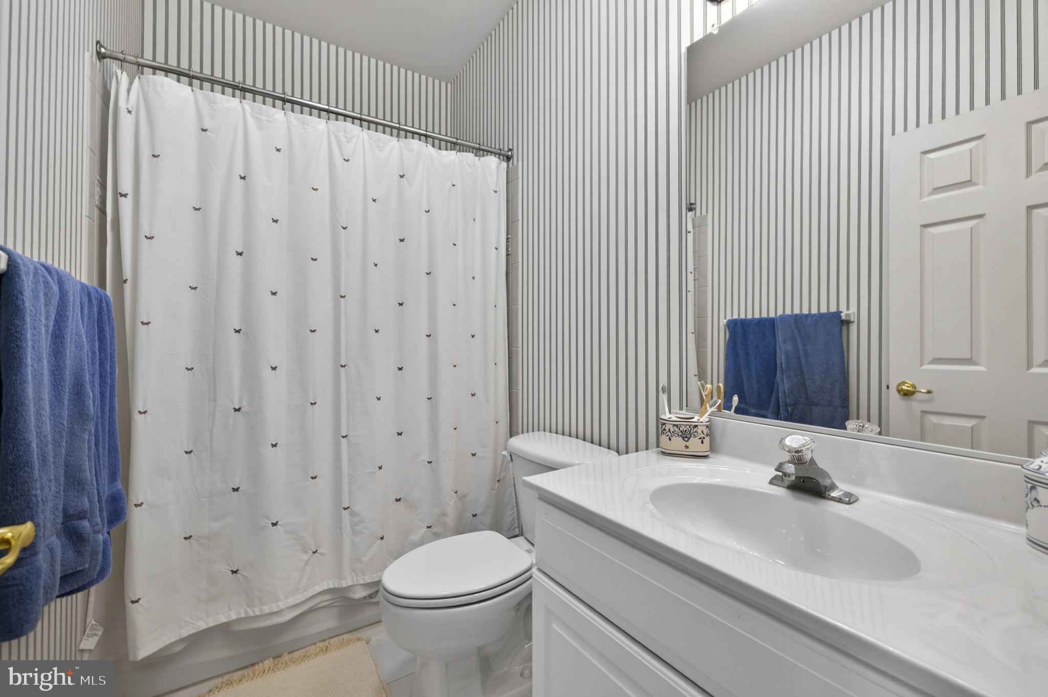17111 NEEDLES COURT
