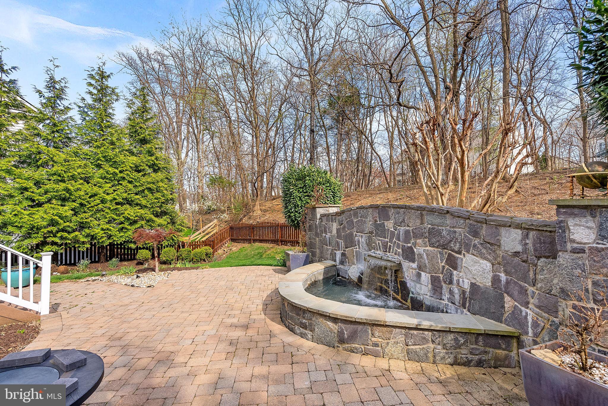 19130 STREAM CROSSING COURT