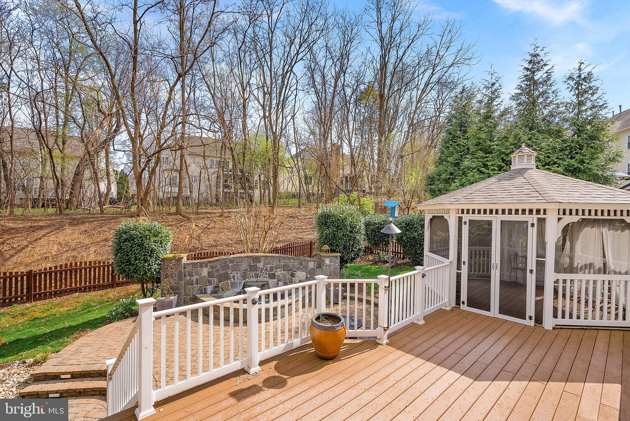 19130 STREAM CROSSING COURT