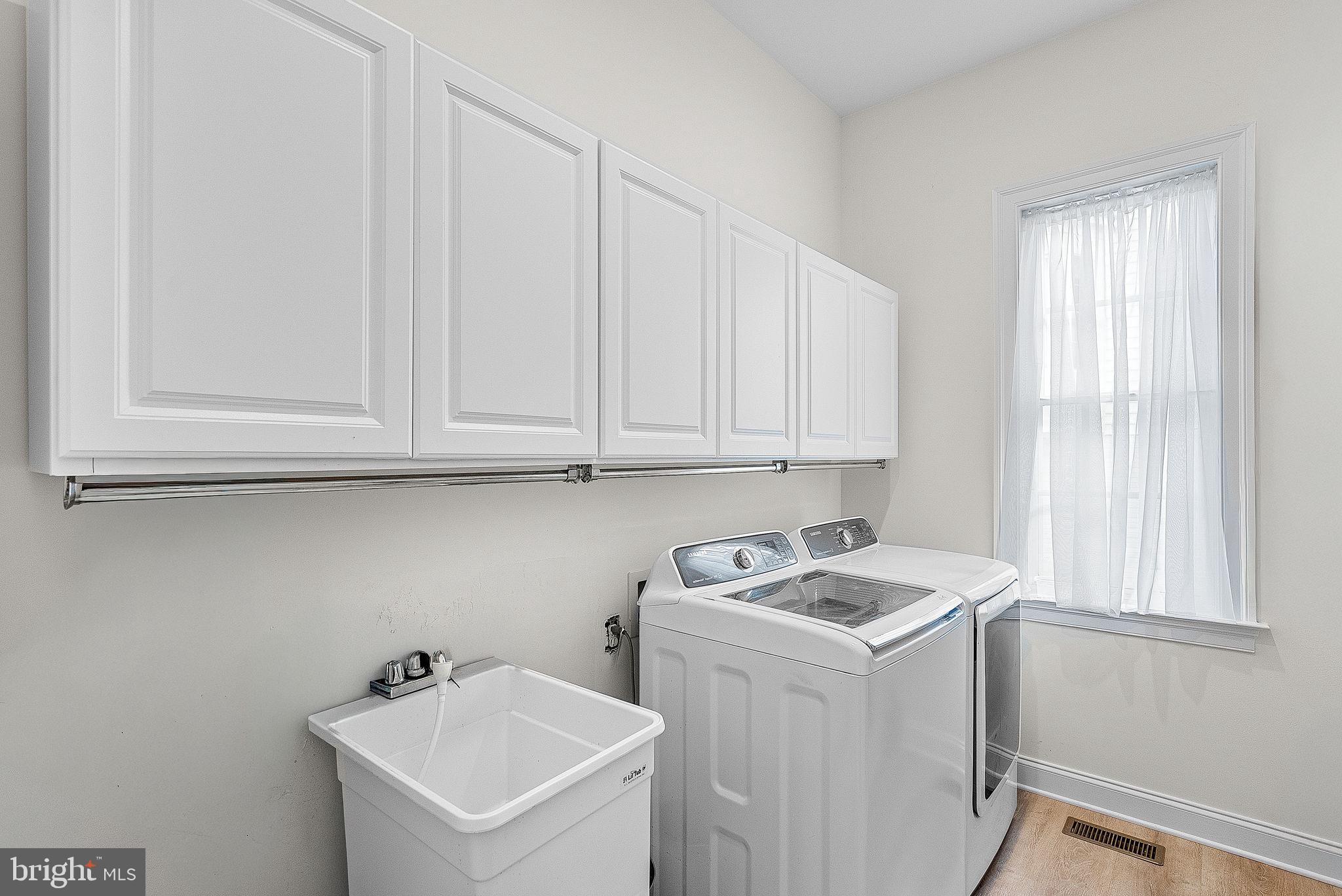 19130 STREAM CROSSING COURT