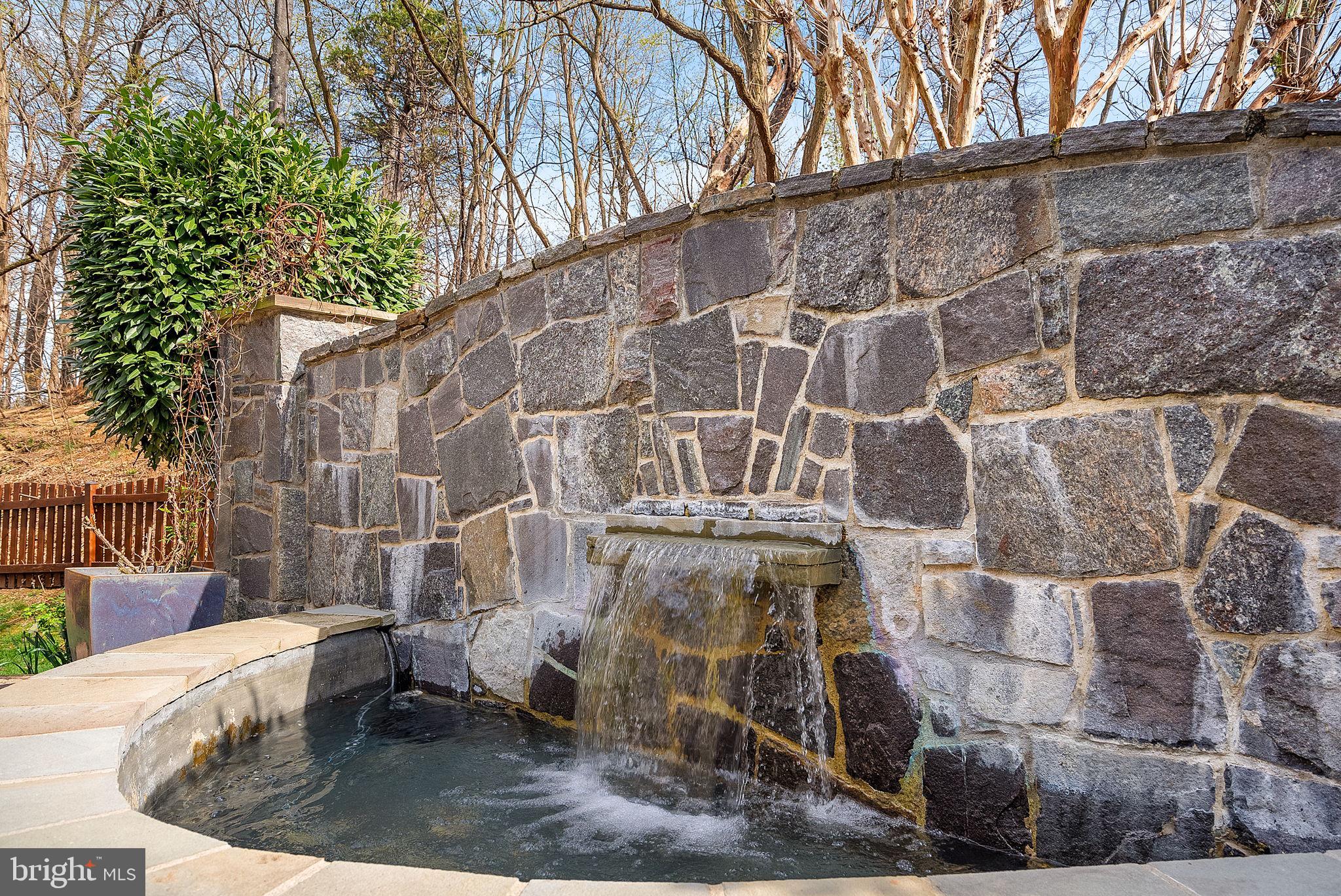 19130 STREAM CROSSING COURT