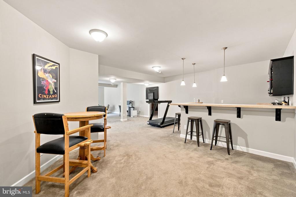 15169 CORONET PLACE