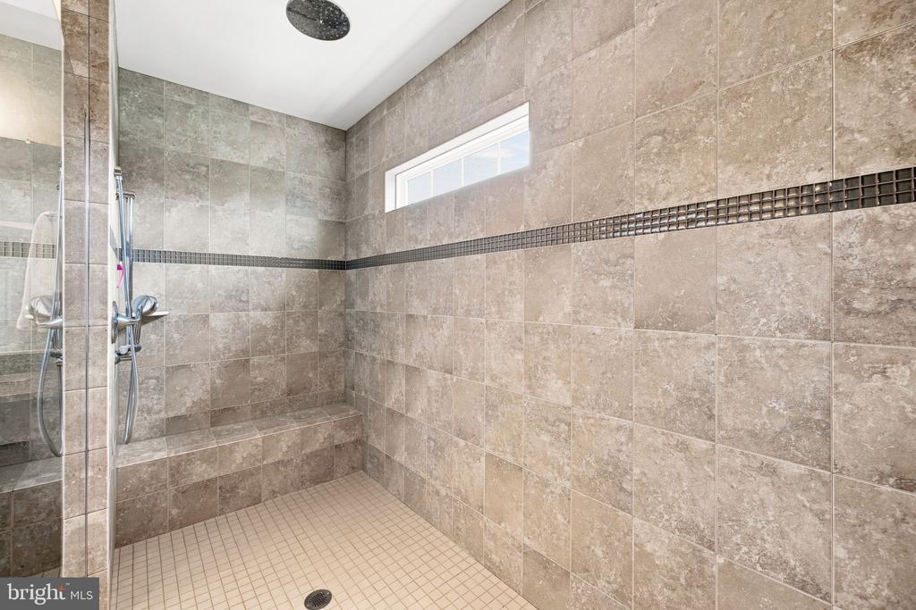15169 CORONET PLACE