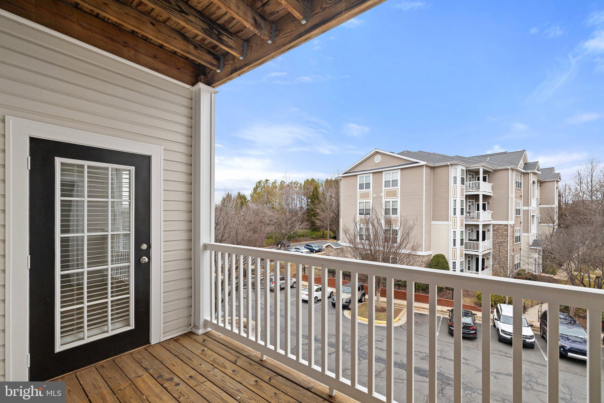506 SUNSET VIEW TERRACE SE 302
