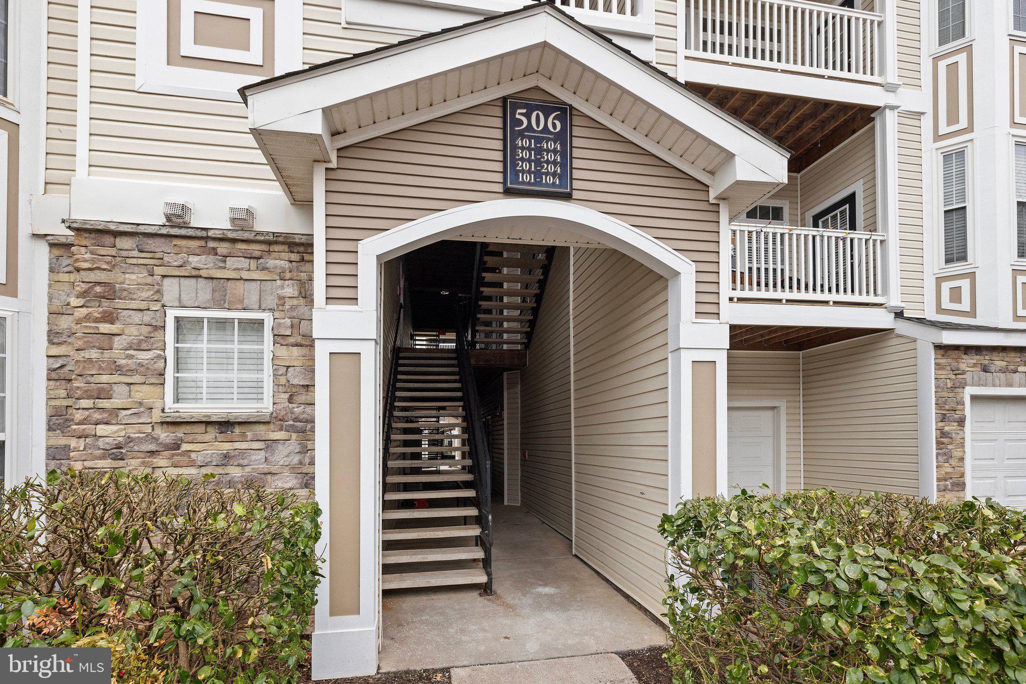 506 SUNSET VIEW TERRACE SE 302