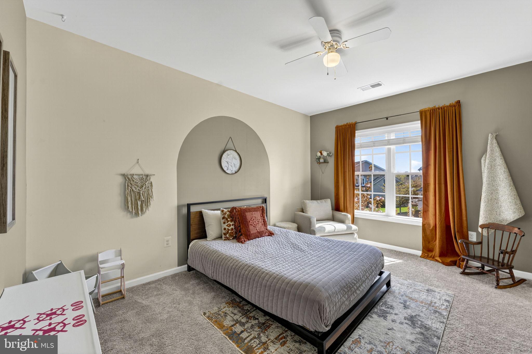 41182 TURTLE DOVE CIRCLE