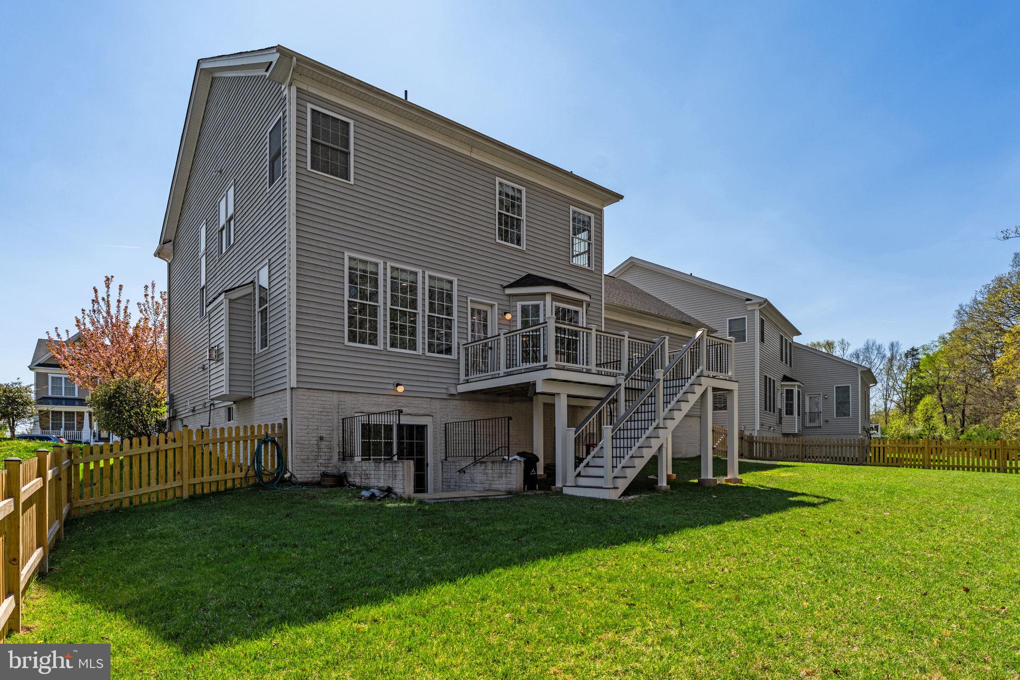 41182 TURTLE DOVE CIRCLE