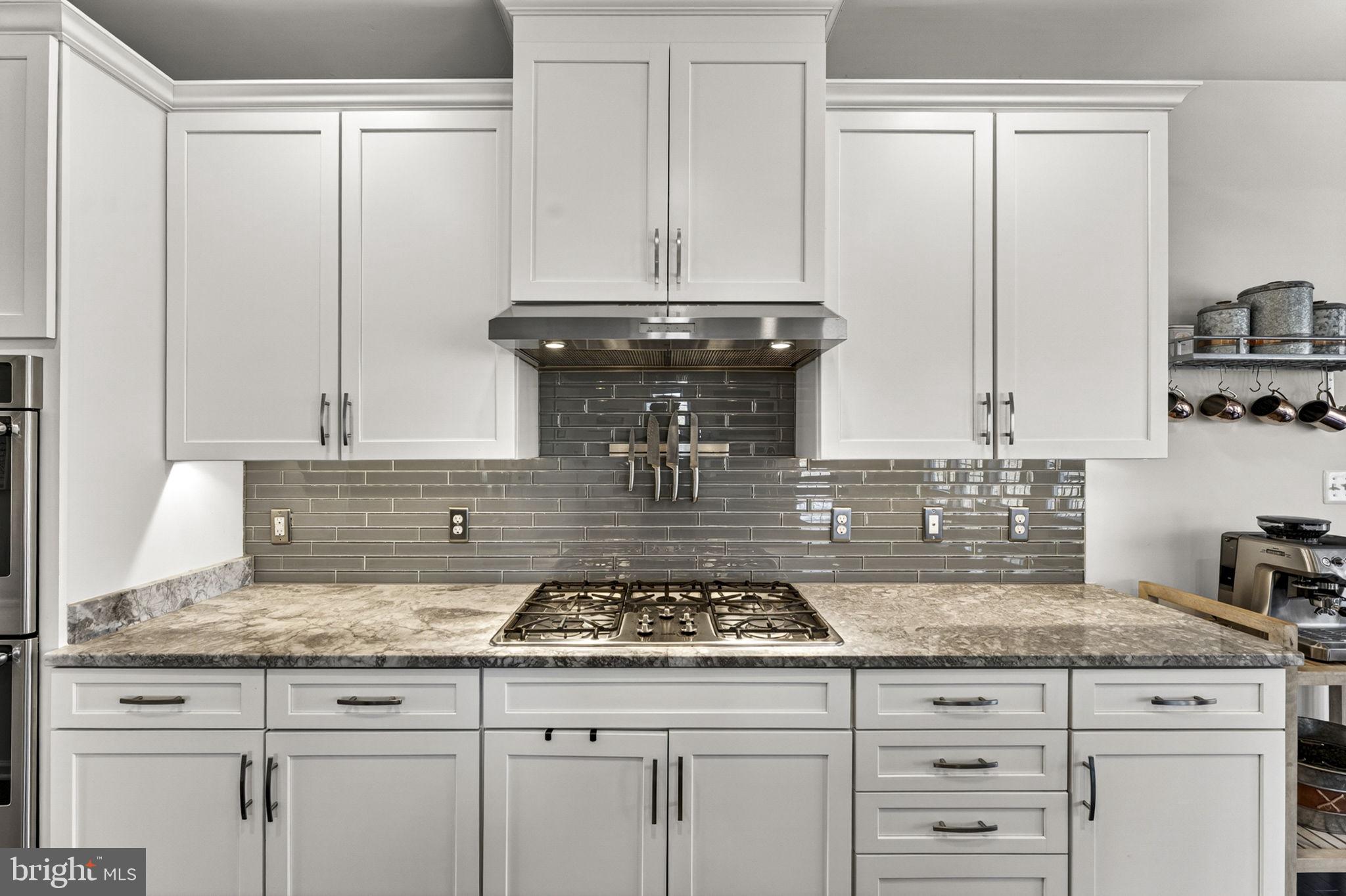 41182 TURTLE DOVE CIRCLE