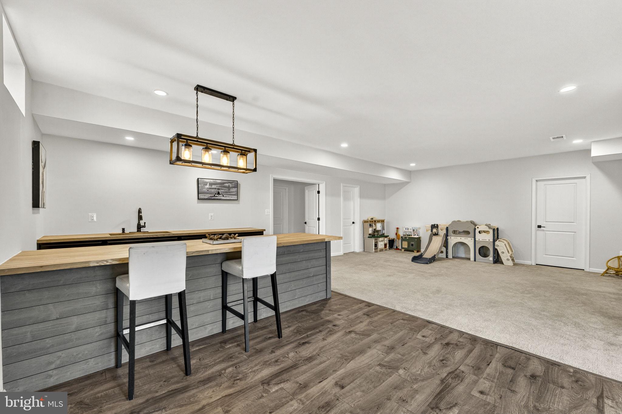 41182 TURTLE DOVE CIRCLE