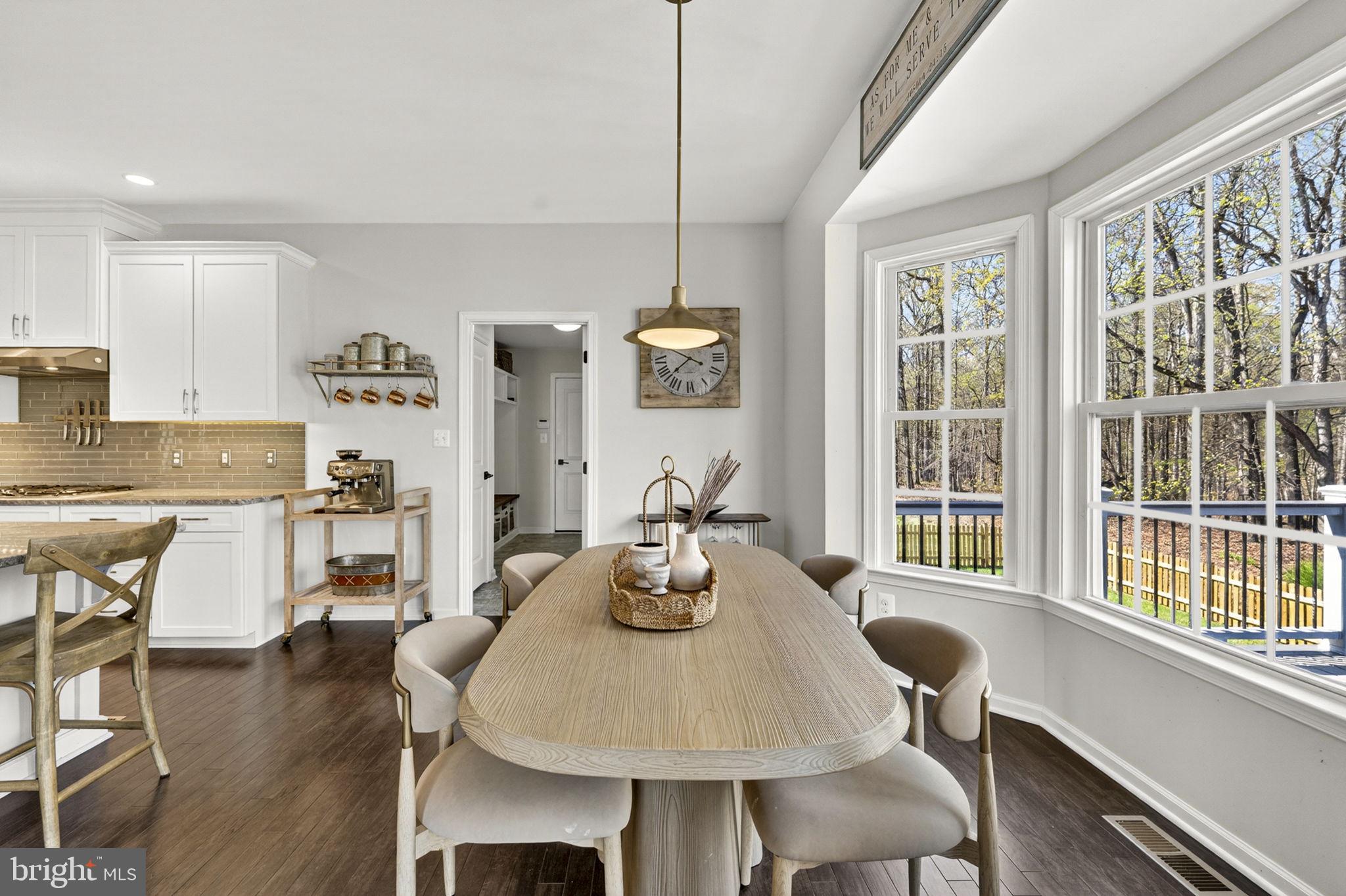 41182 TURTLE DOVE CIRCLE