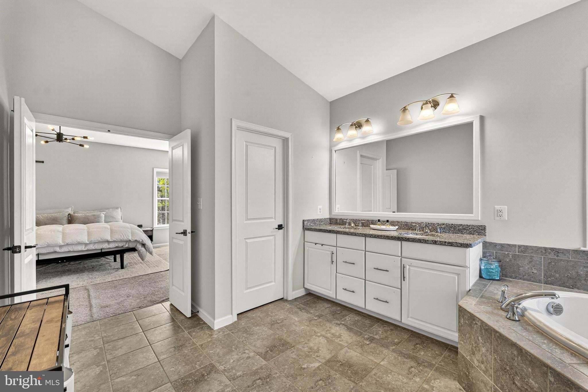 41182 TURTLE DOVE CIRCLE