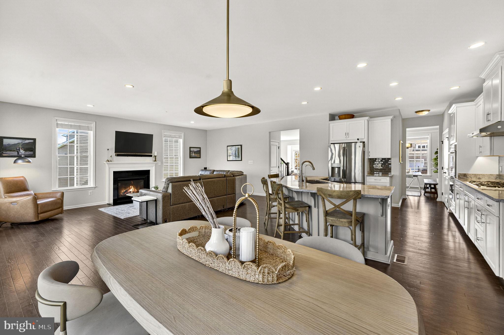 41182 TURTLE DOVE CIRCLE