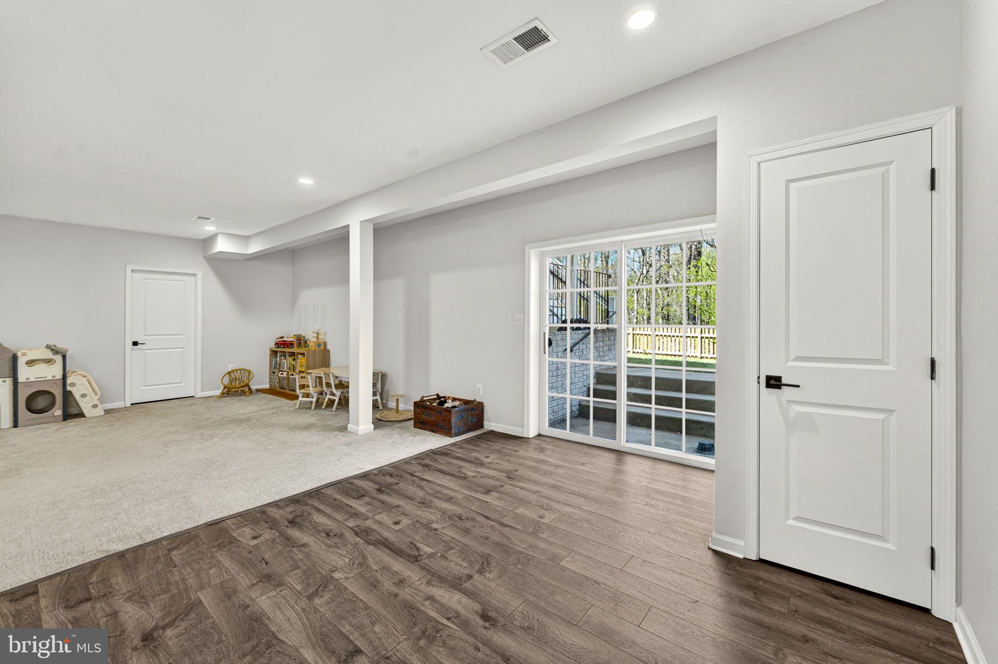 41182 TURTLE DOVE CIRCLE