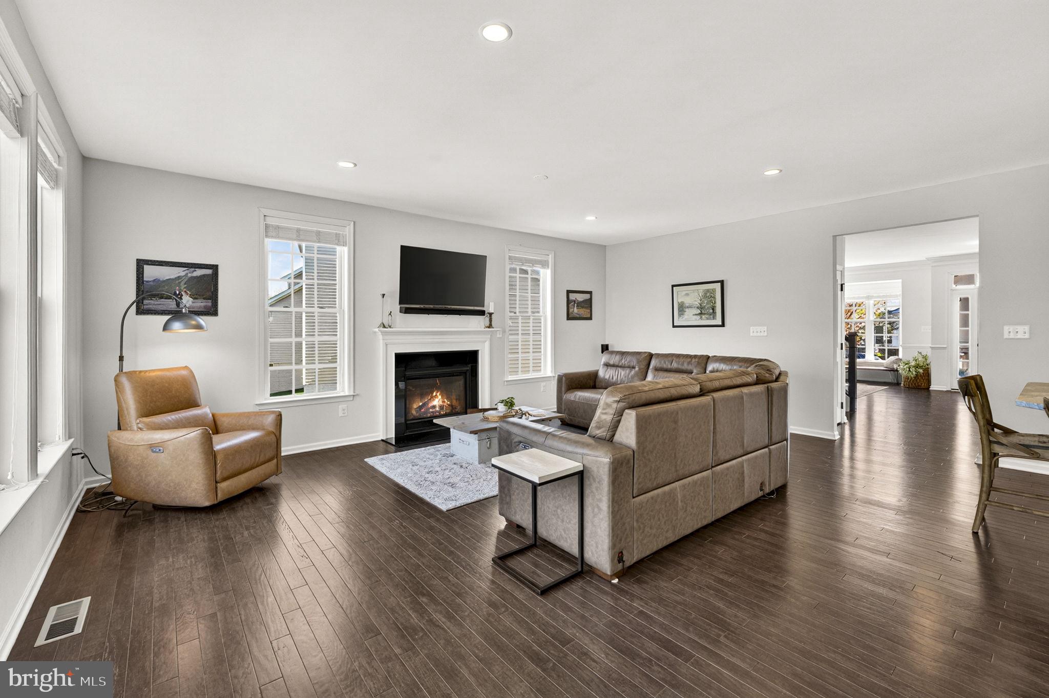 41182 TURTLE DOVE CIRCLE