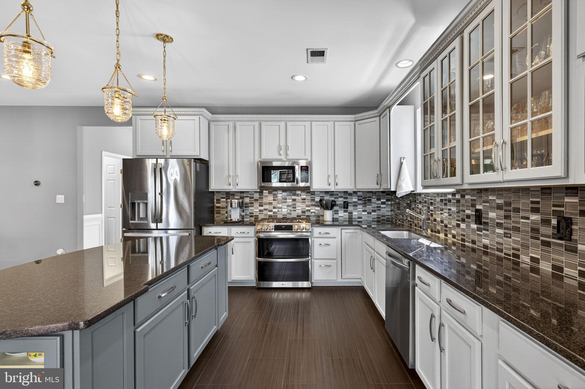 43200 LIGHTHOUSE PLACE