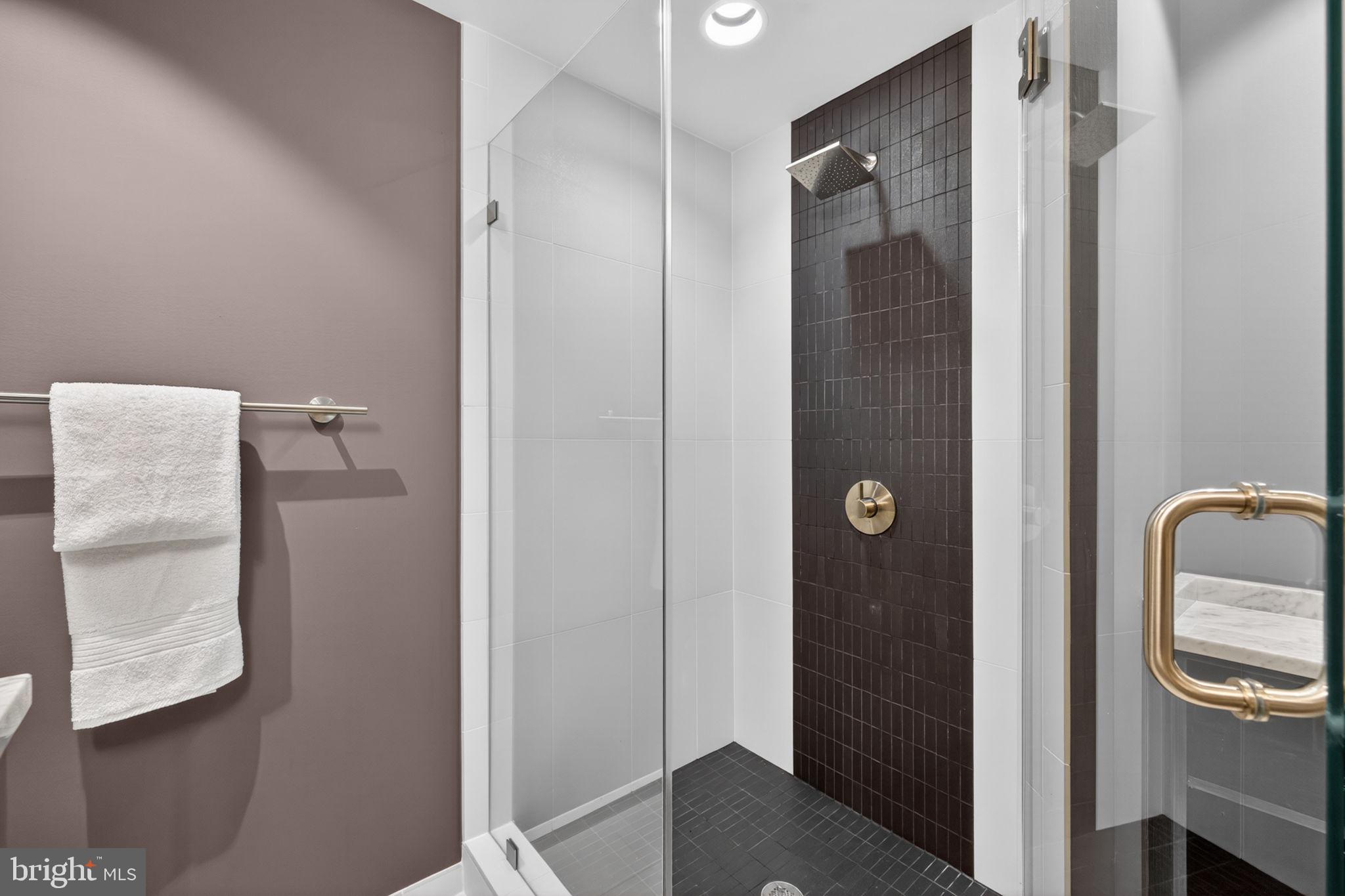 43200 LIGHTHOUSE PLACE