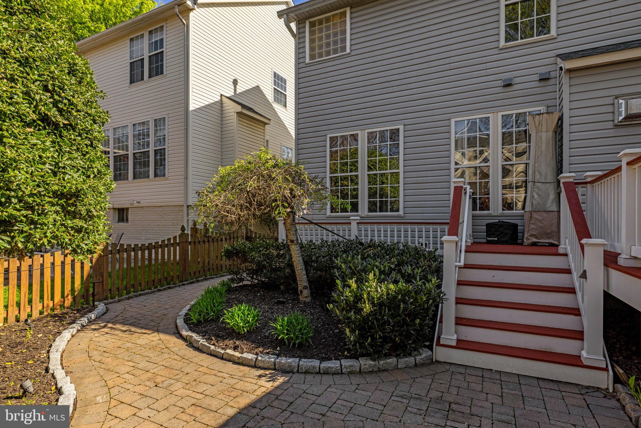 43200 LIGHTHOUSE PLACE