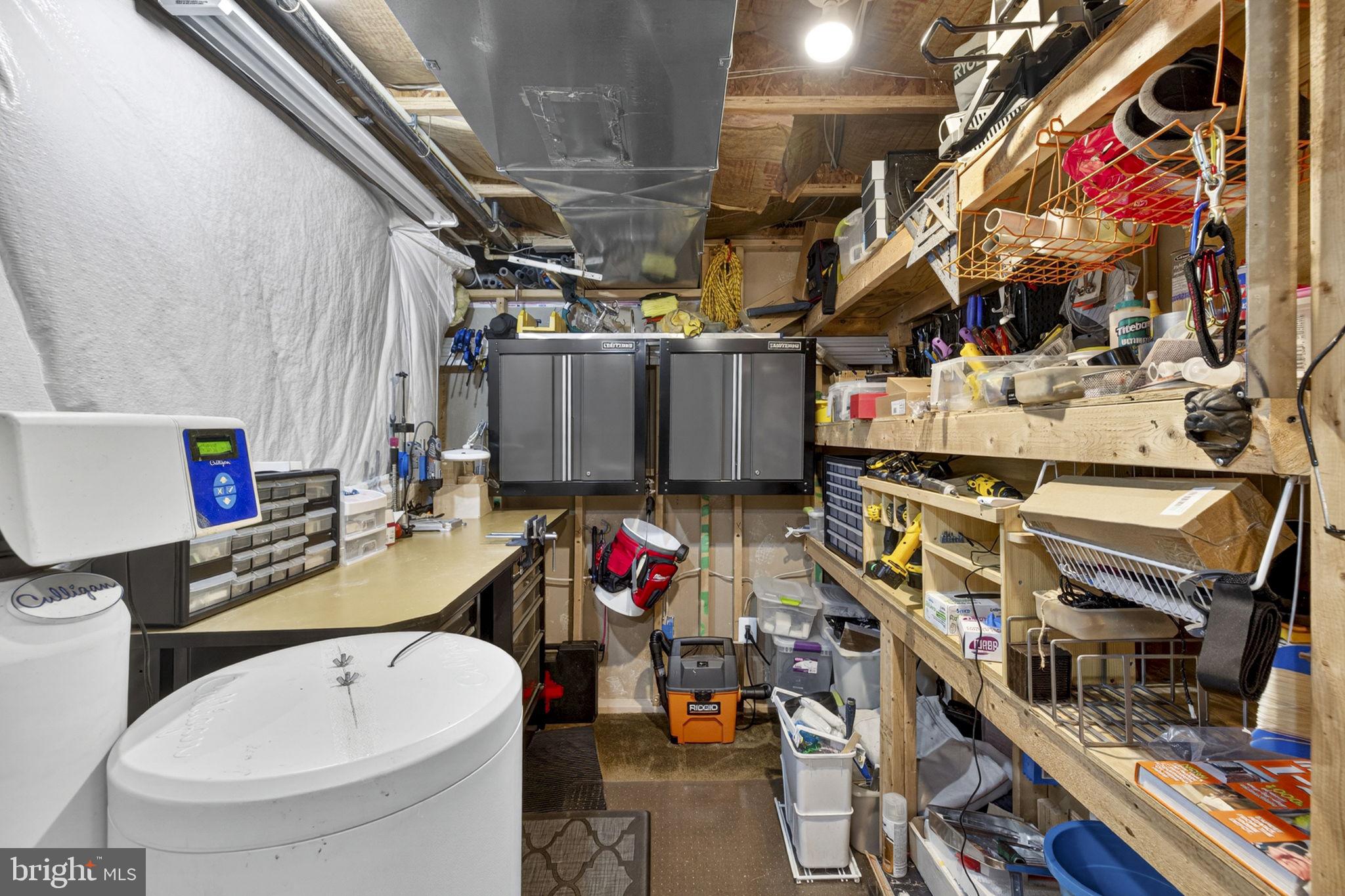 43200 LIGHTHOUSE PLACE