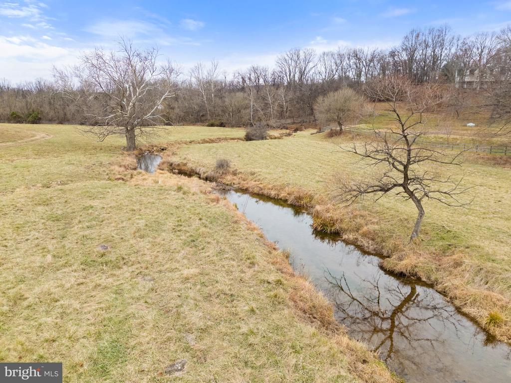 35047 SNICKERSVILLE TURNPIKE