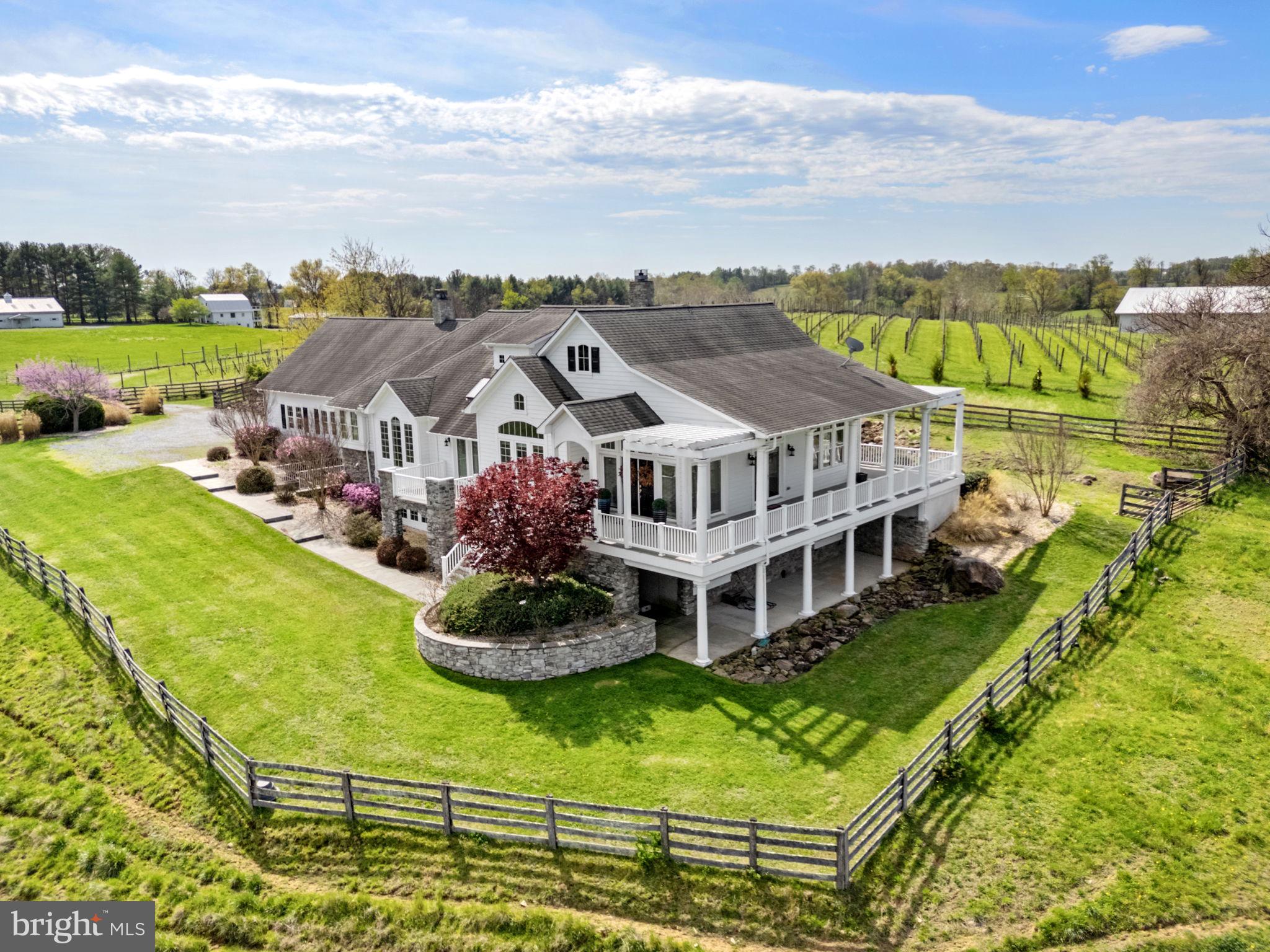 35047 SNICKERSVILLE TURNPIKE