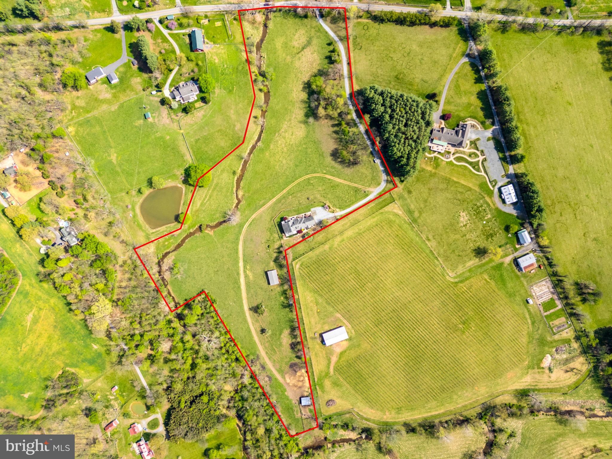 35047 SNICKERSVILLE TURNPIKE