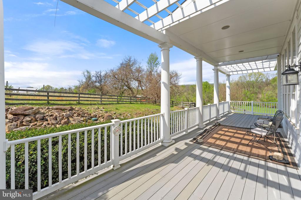 35047 SNICKERSVILLE TURNPIKE