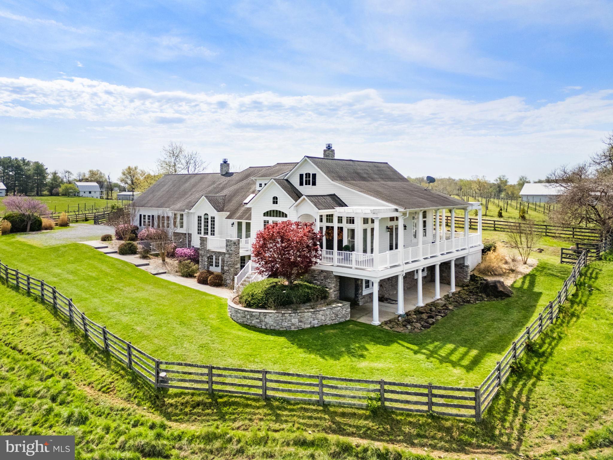 35047 SNICKERSVILLE TURNPIKE