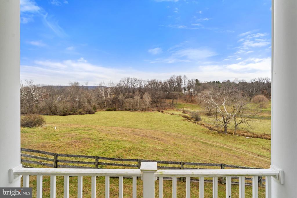 35047 SNICKERSVILLE TURNPIKE