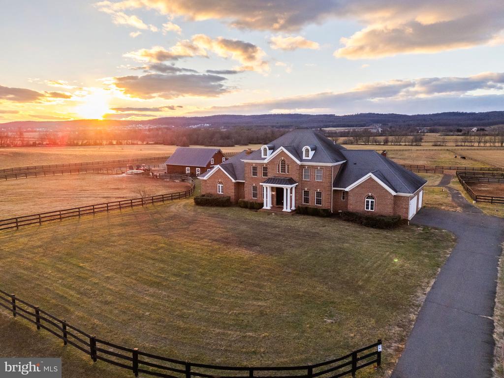 15145 LEES CROSSING LANE