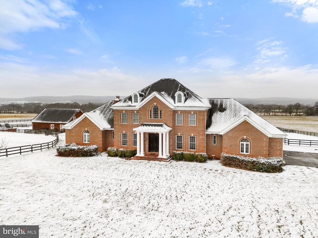 15145 LEES CROSSING LANE