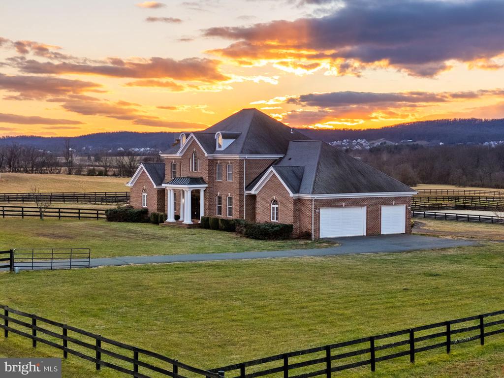 15145 LEES CROSSING LANE