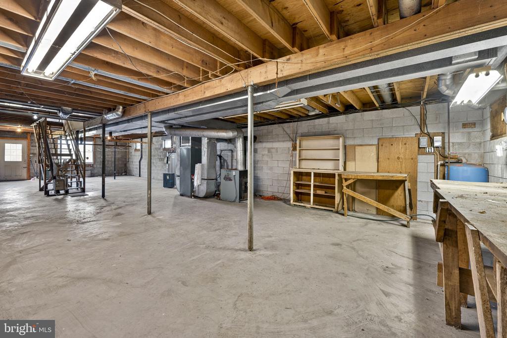 40297 BRADDOCK ROAD
